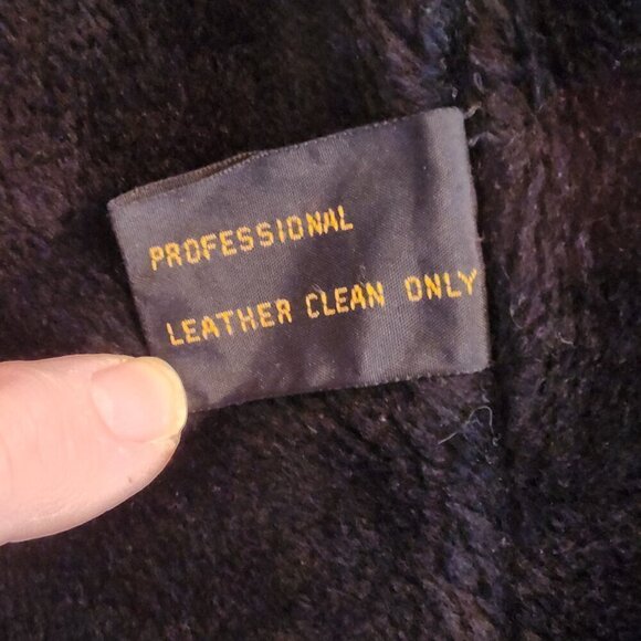 Adler Vintage Men’s Black Leather Jacket - Picture 8 of 9